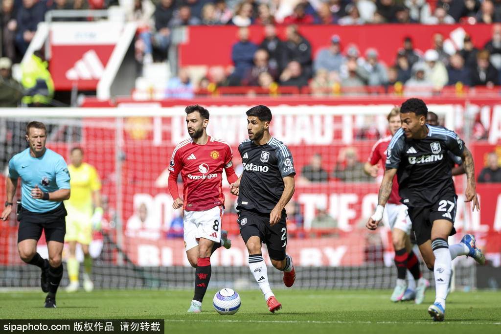 基恩炮轰加纳乔！曼联20岁天才陷争议漩涡，老特拉福德又一颗新星要陨落？